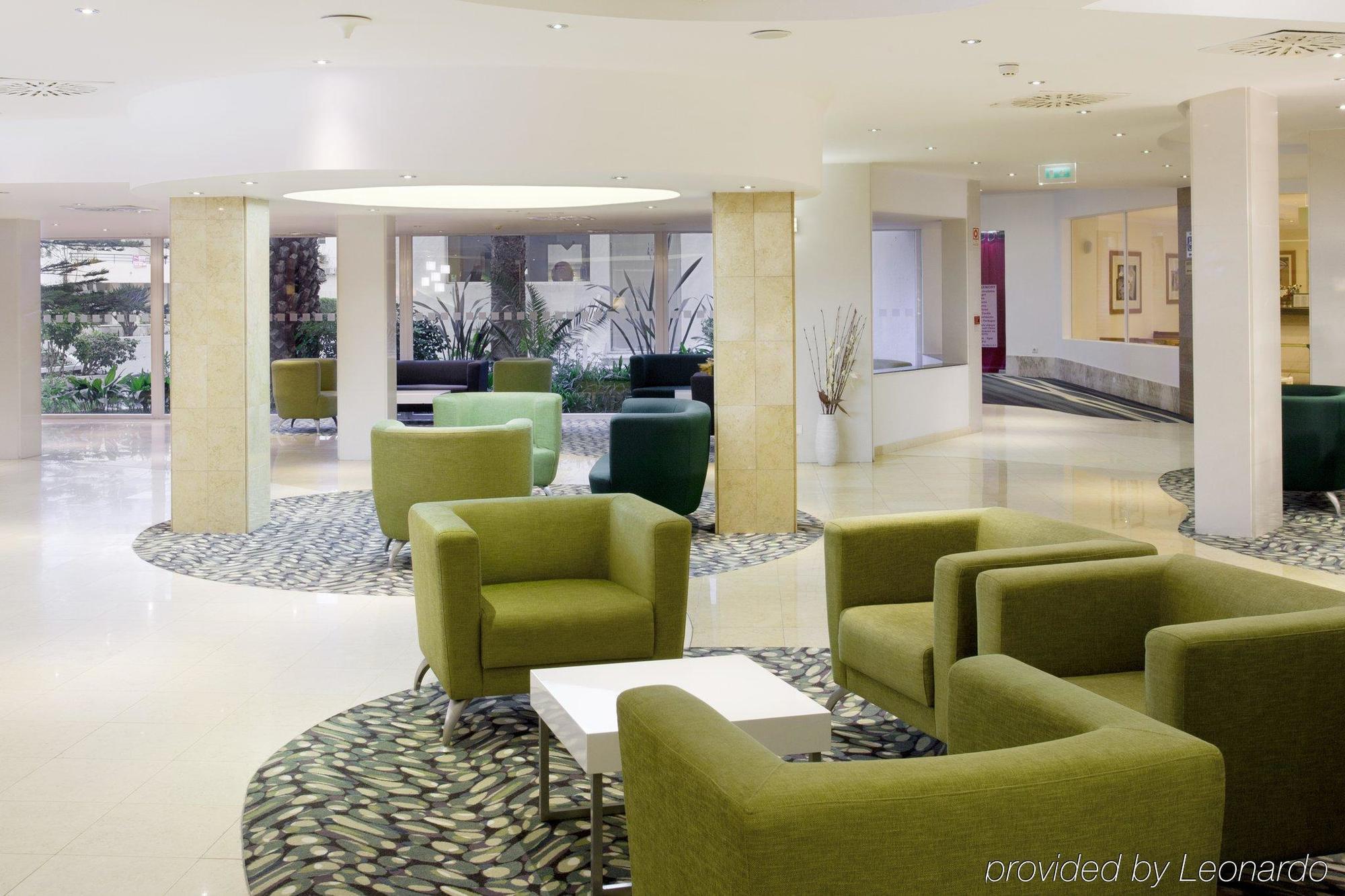 Holiday Inn Algarve - Armacao De Pera, An Ihg Hotel Inreriör bild