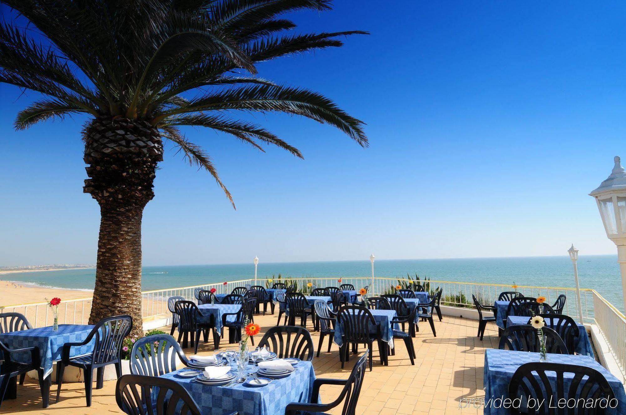Holiday Inn Algarve - Armacao De Pera, An Ihg Hotel Restaurang bild